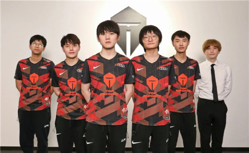 而在治理与 而在治理与