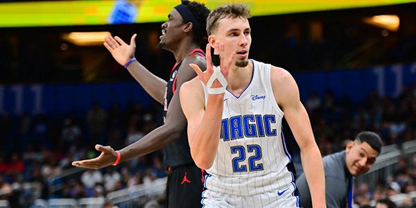 已与球场地 已与球场地